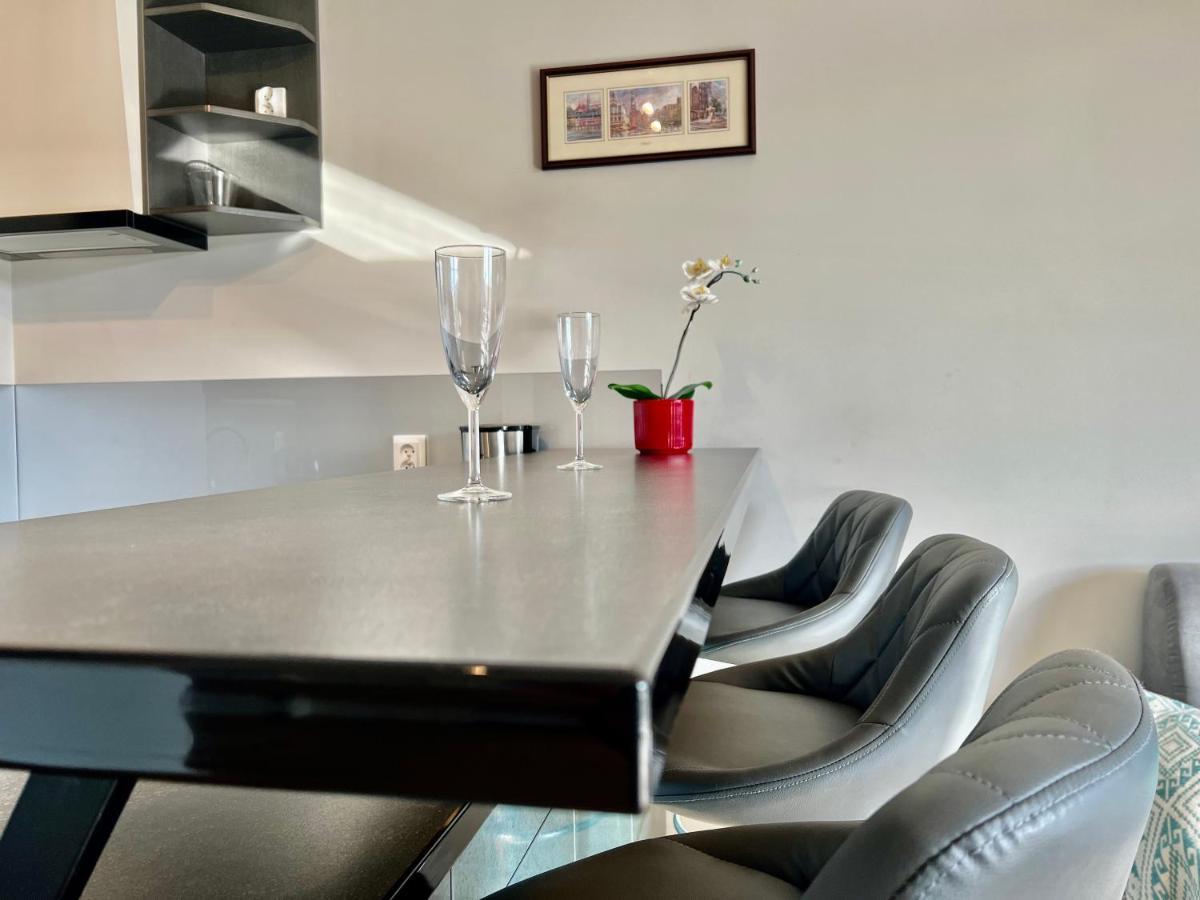 Apartamenty Garnizon Q4Apartments Γκντανσκ Εξωτερικό φωτογραφία